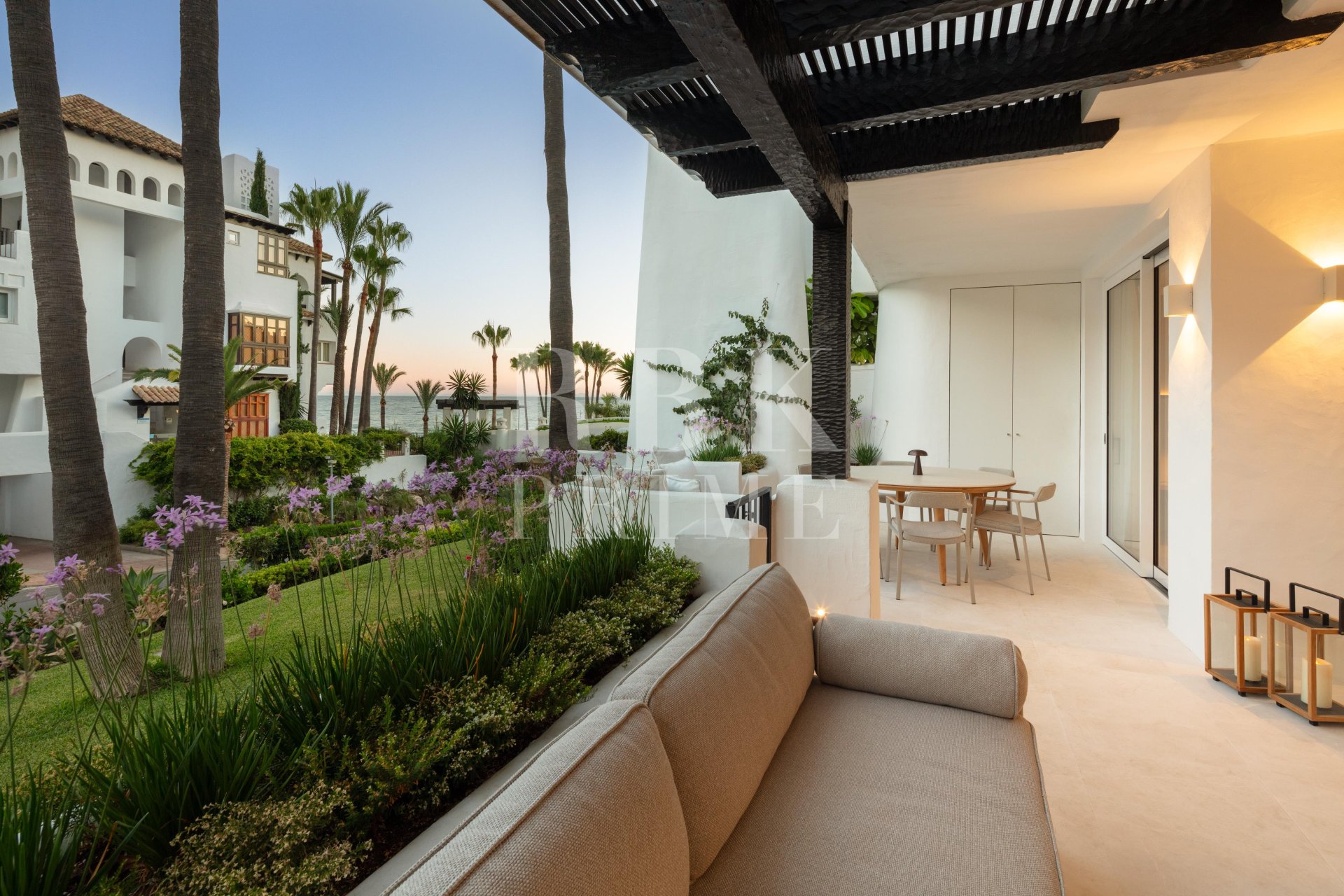 Resale - apartment -
Marbella