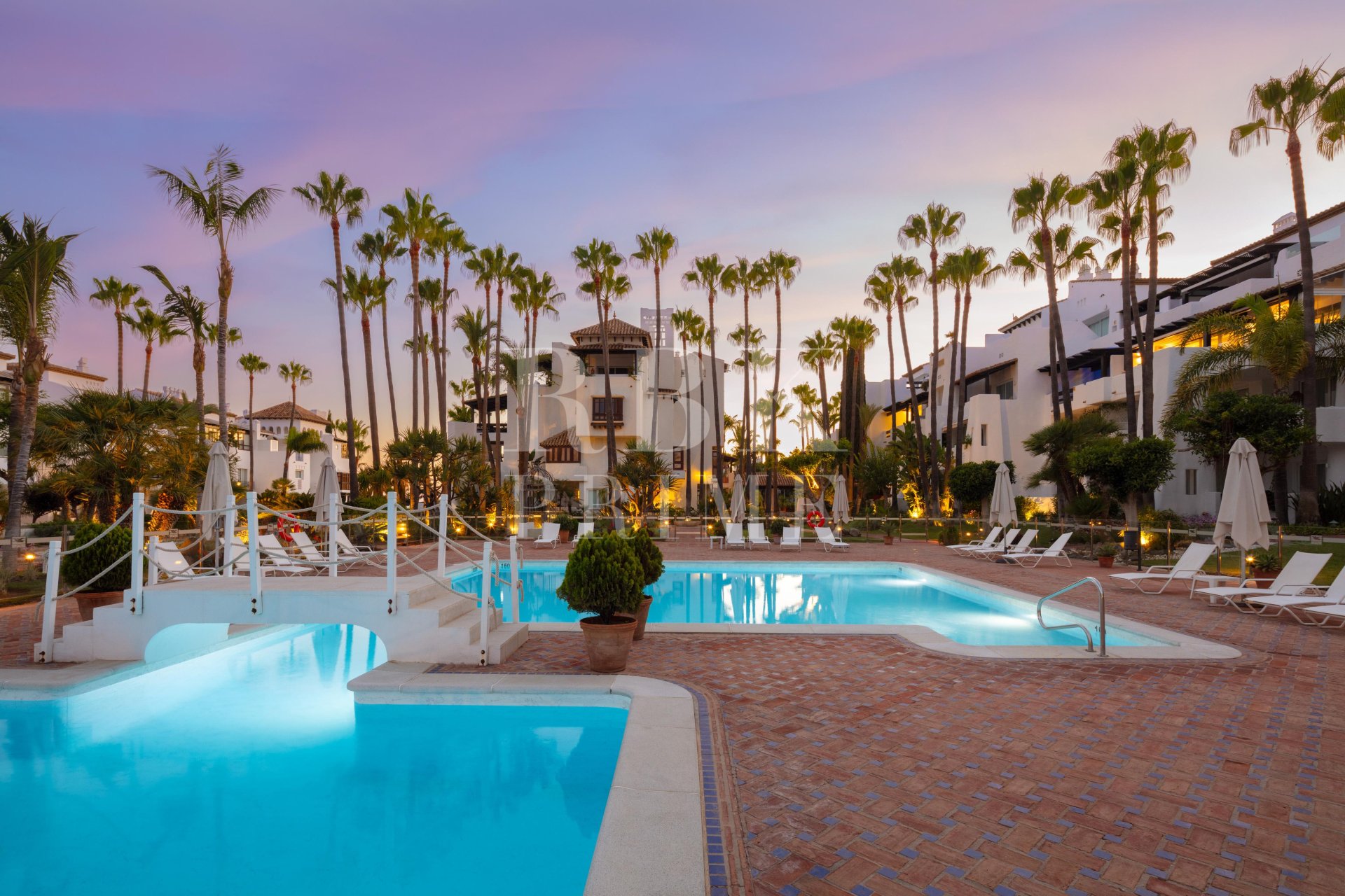 Resale - apartment -
Marbella
