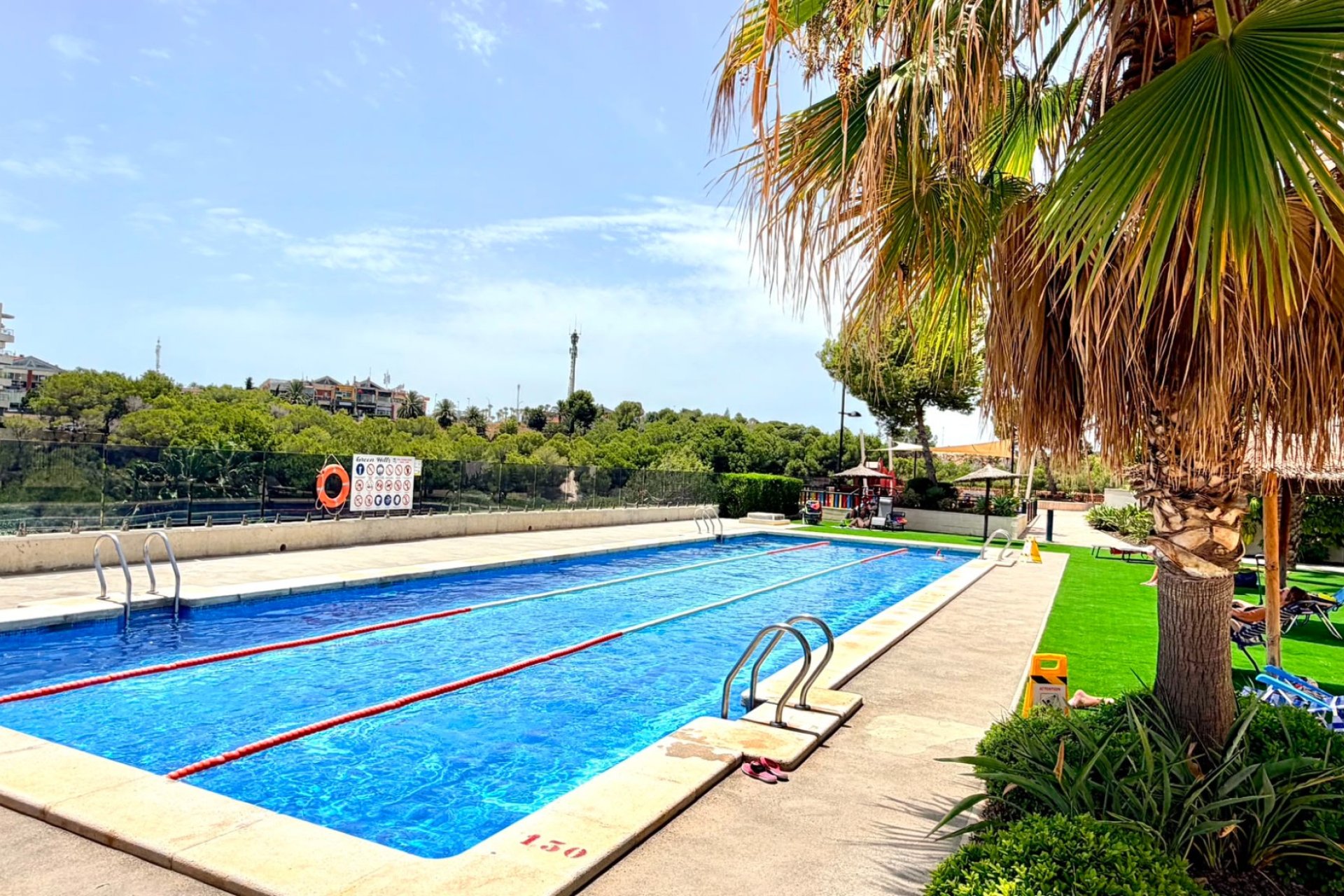 Resale - apartment -
Orihuela Costa - La Zenia