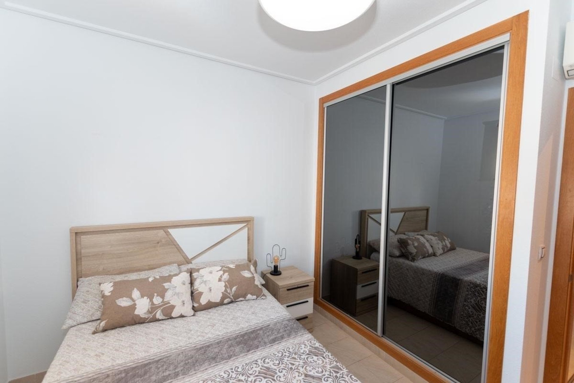 Resale - apartment -
Orihuela Costa - Los Dolses
