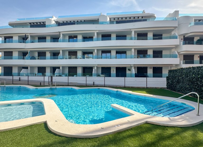 Resale - apartment -
Orihuela Costa - Playa Flamenca