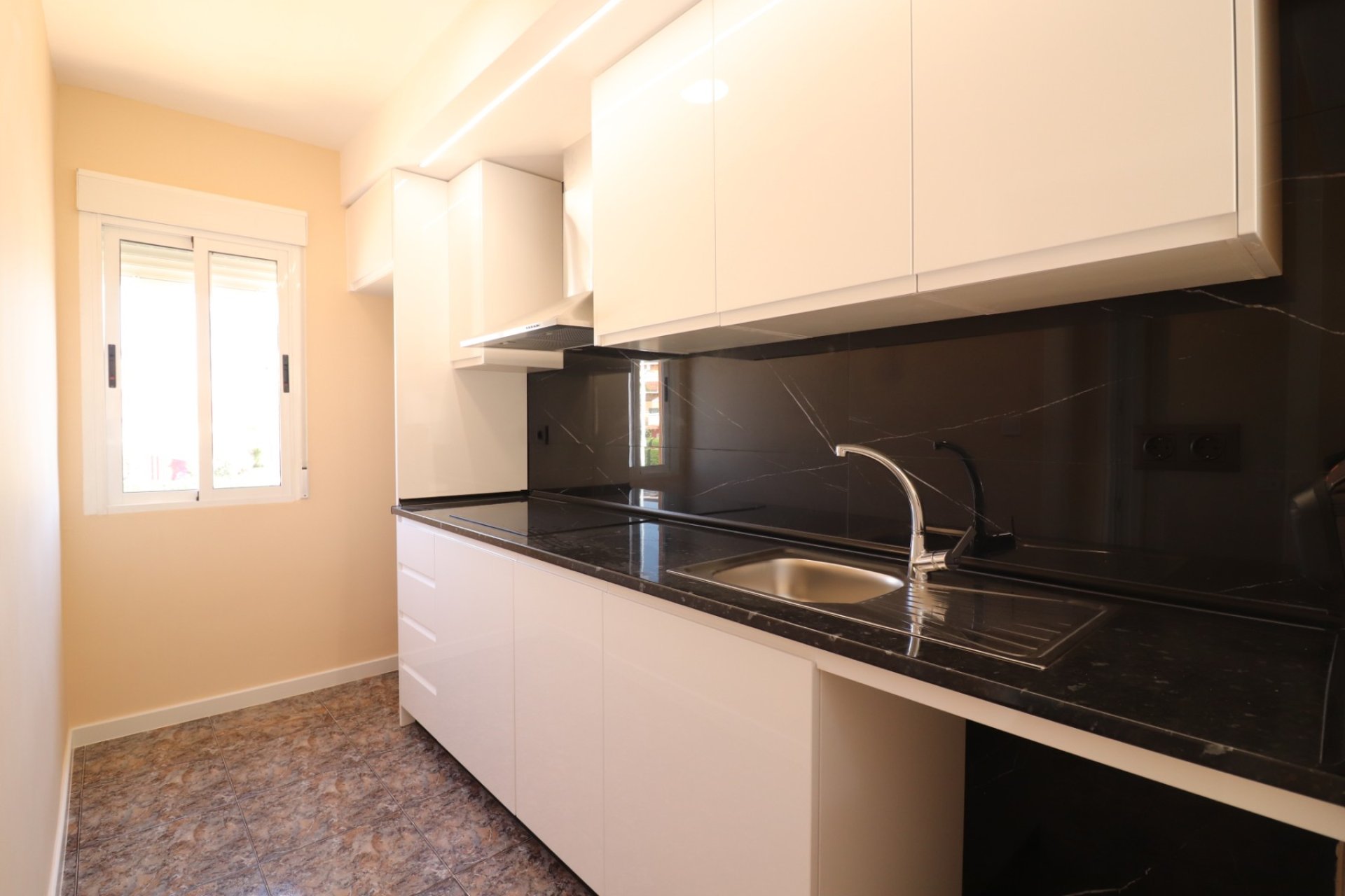 Resale - apartment -
Orihuela Costa - Punta Prima