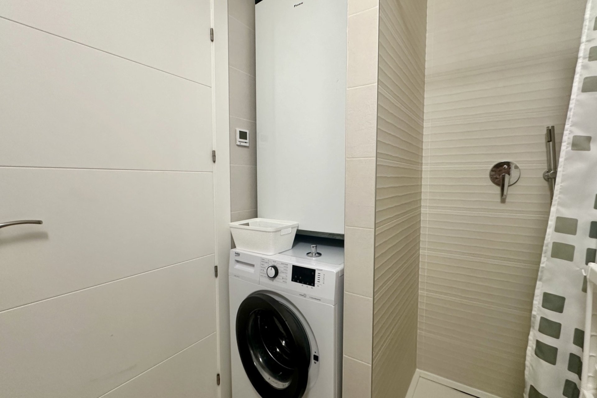 Resale - apartment -
Orihuela Costa - Villamartín