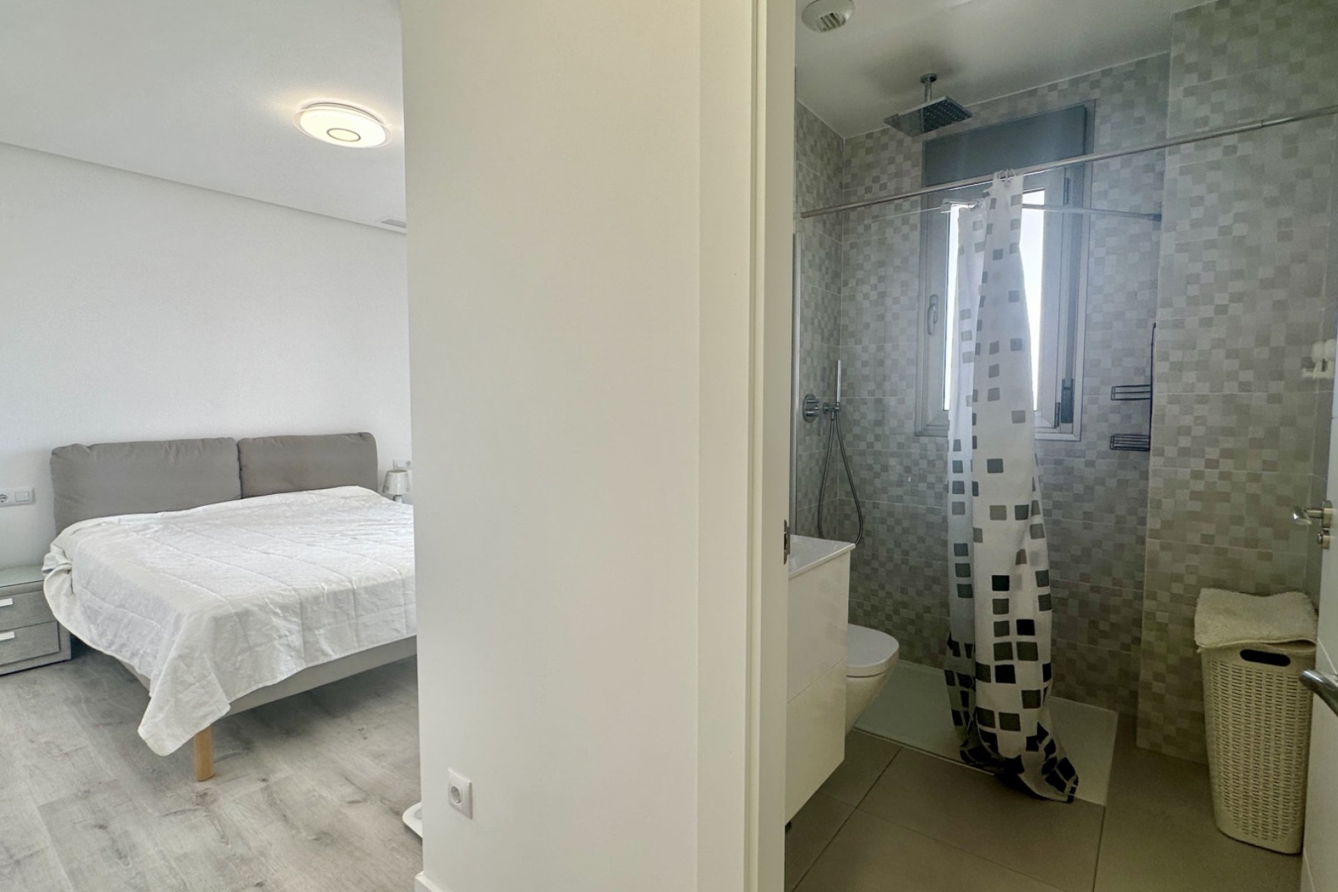 Resale - apartment -
Orihuela Costa - Villamartín