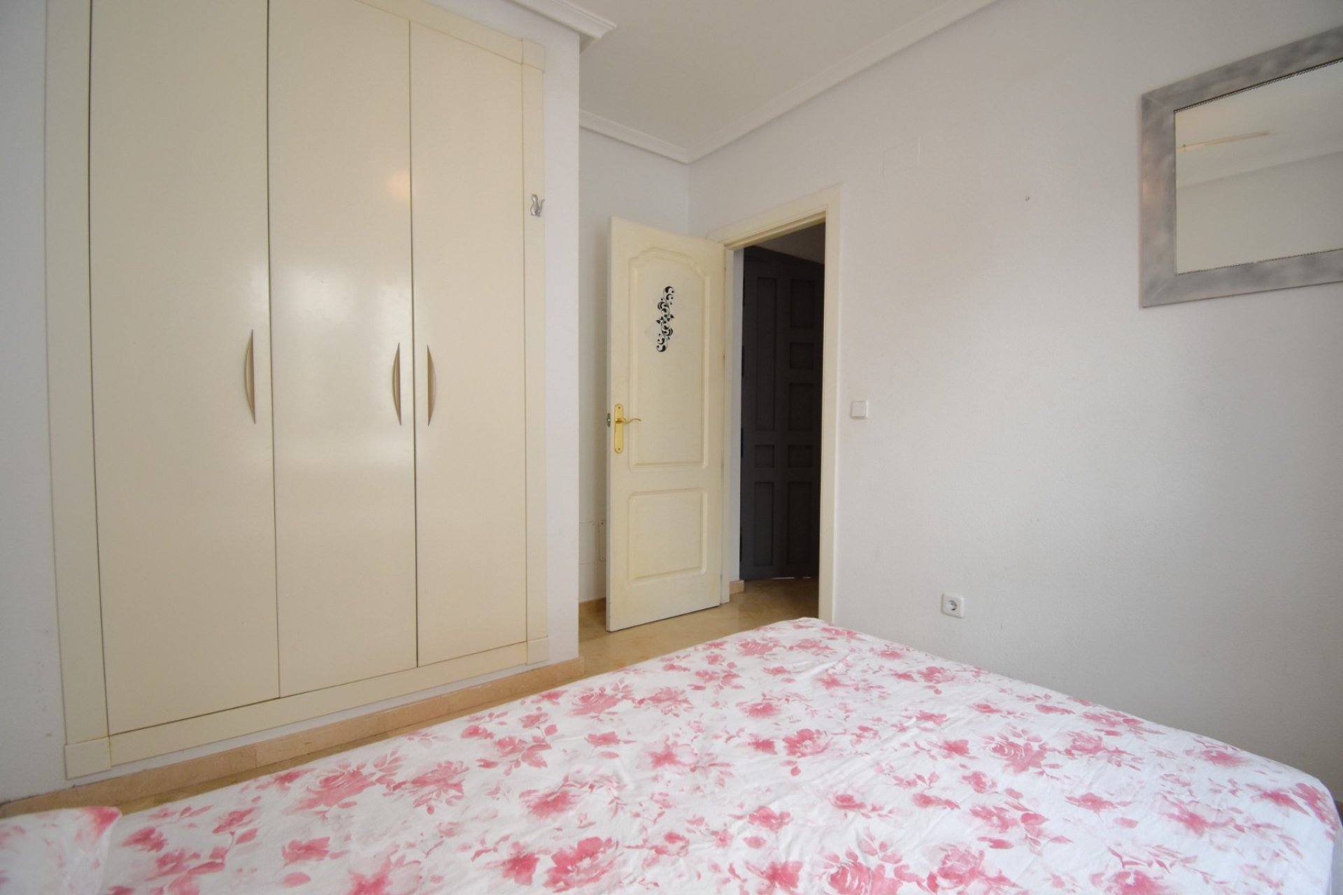 Resale - apartment -
Orihuela Costa - Villamartín