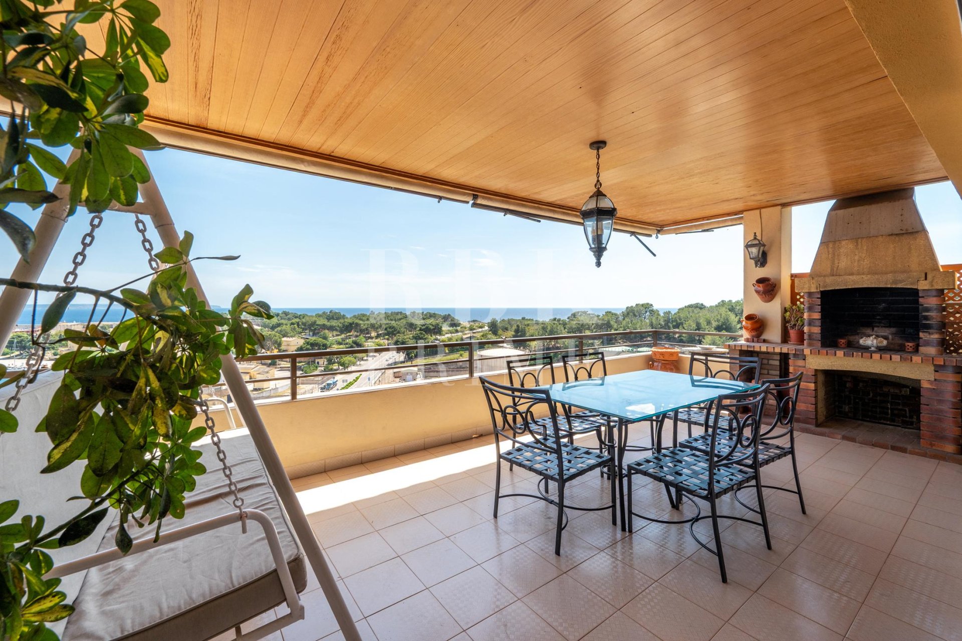 Resale - apartment -
Palma - La Bonanova