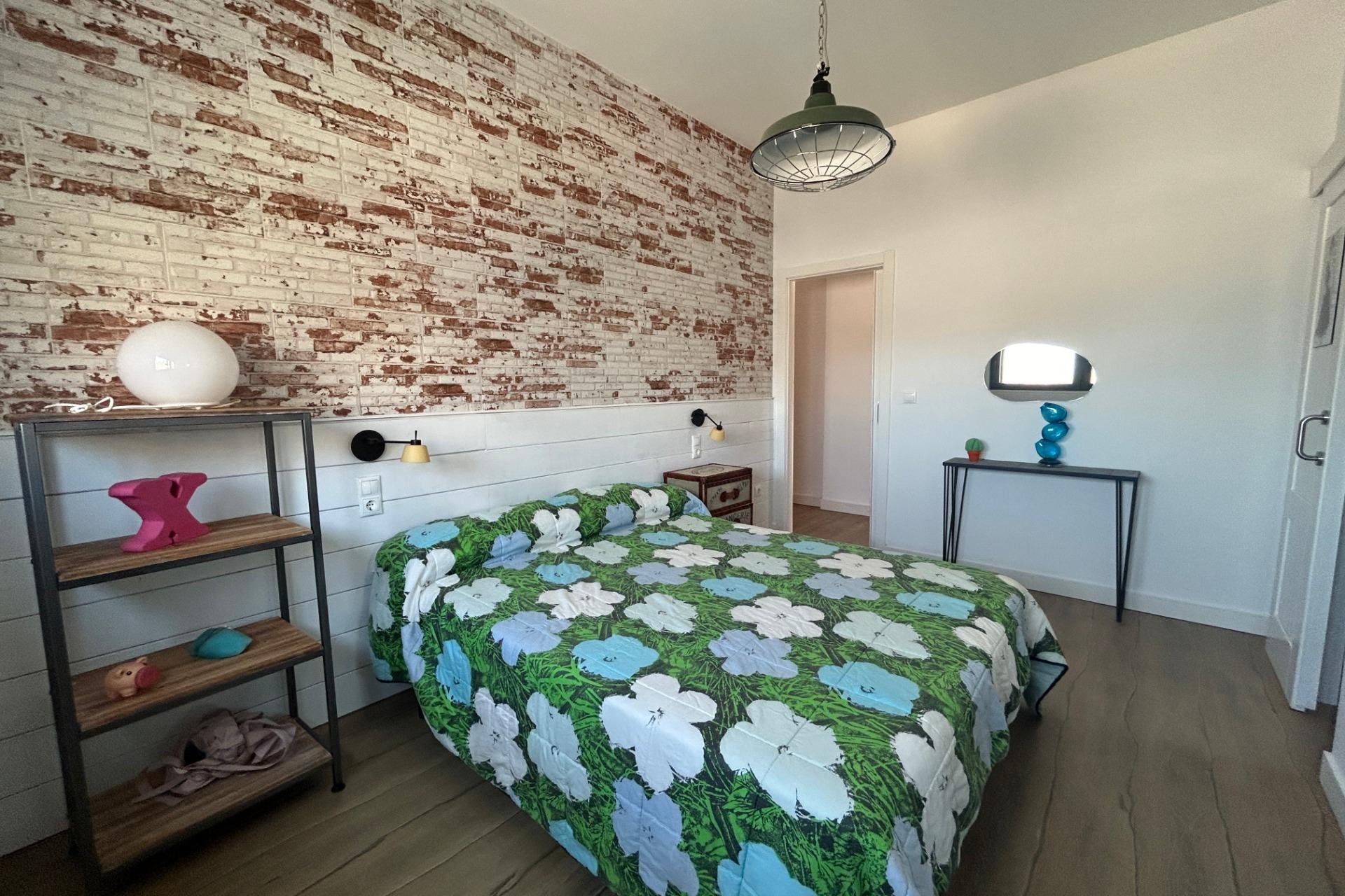 Resale - apartment -
Santa Pola - Gran Alacant