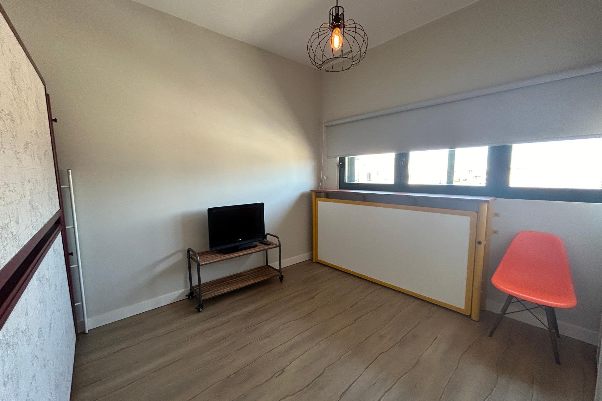 Resale - apartment -
Santa Pola - Gran Alacant