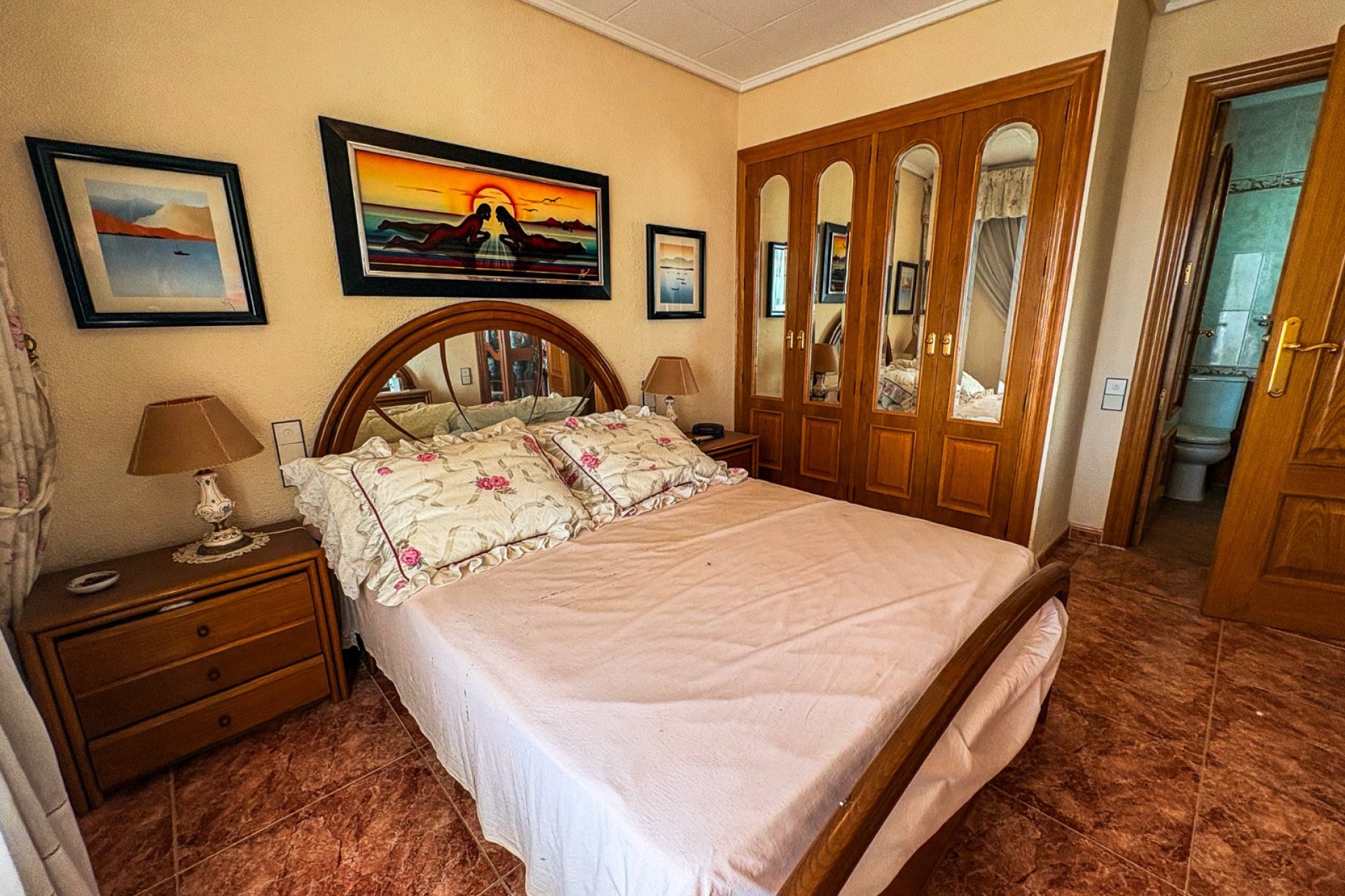 Resale - apartment -
Santa Pola - Puerto