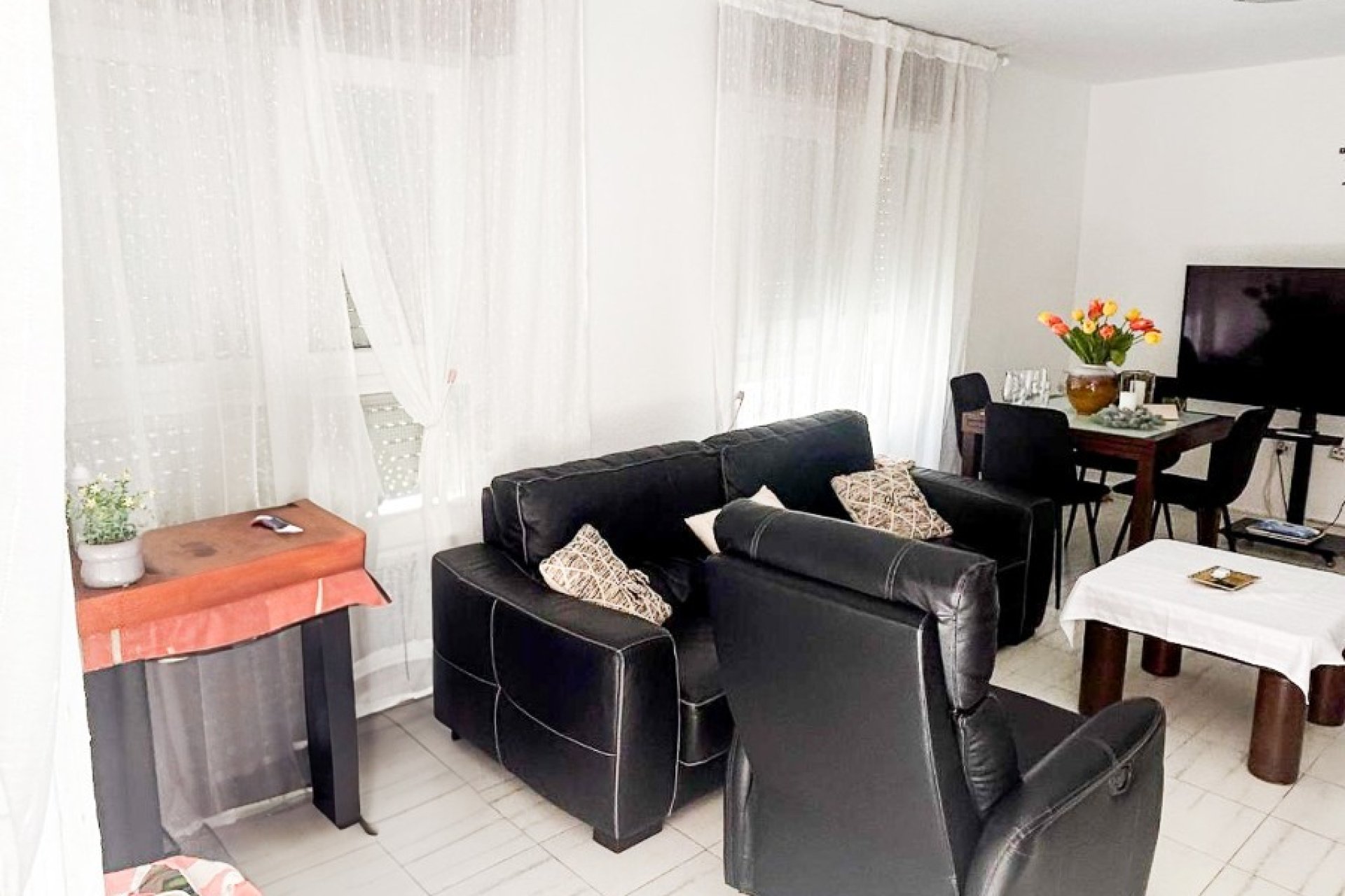 Resale - apartment -
Torrevieja - Center