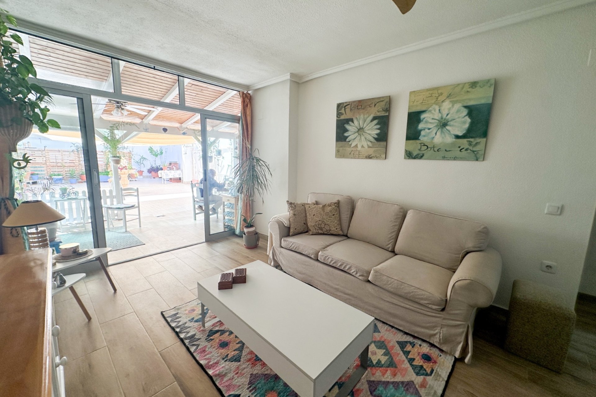 Resale - apartment -
Torrevieja - Center