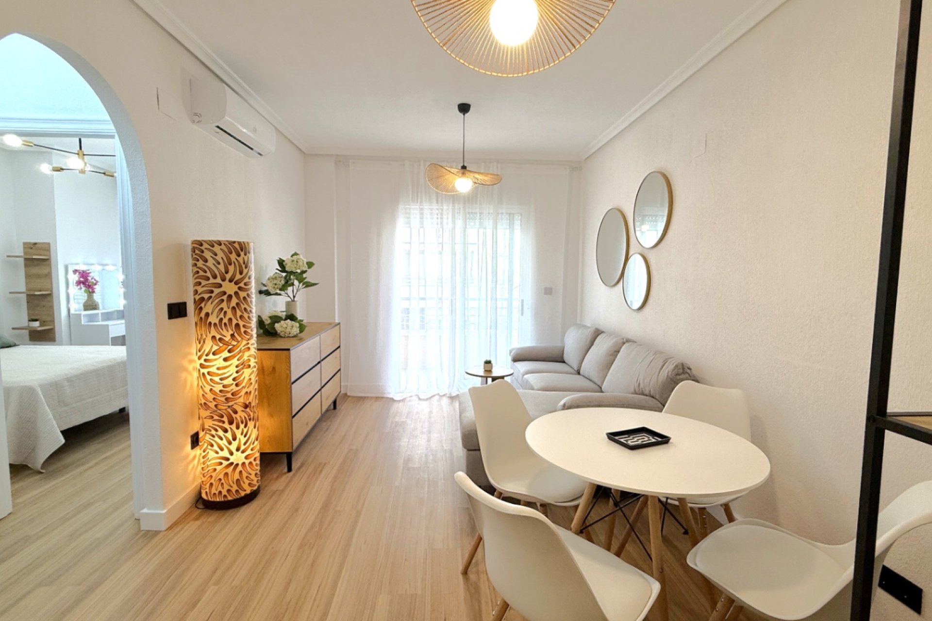 Resale - apartment -
Torrevieja - Costa Blanca