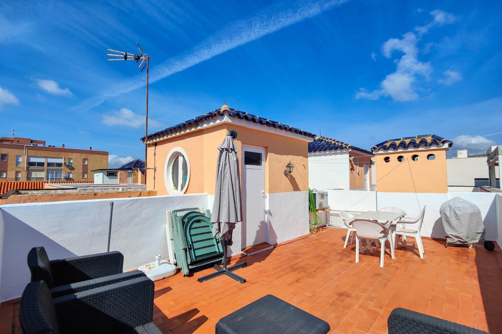 Resale - apartment -
Torrevieja - La Mata