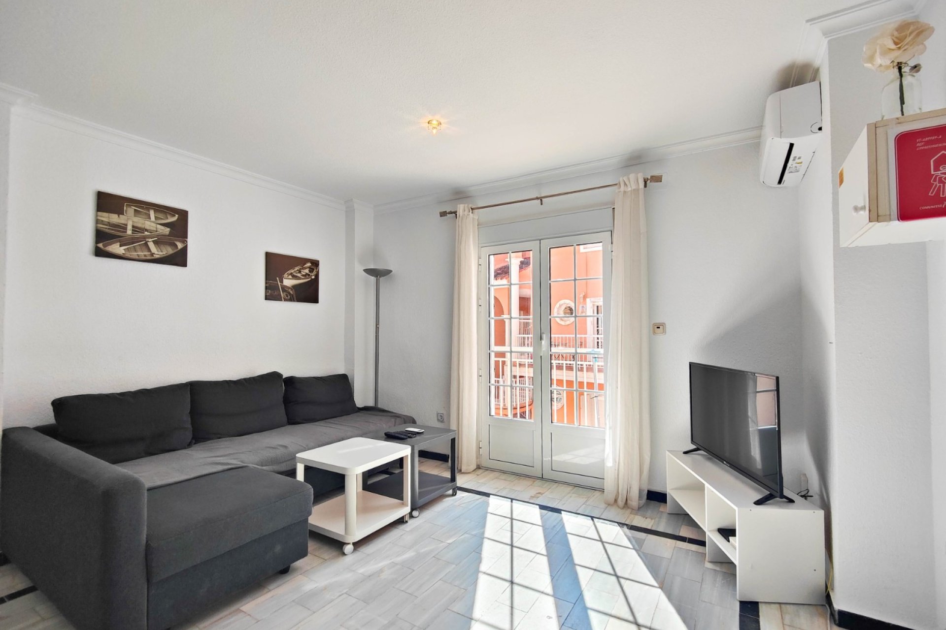 Resale - apartment -
Torrevieja - La Mata