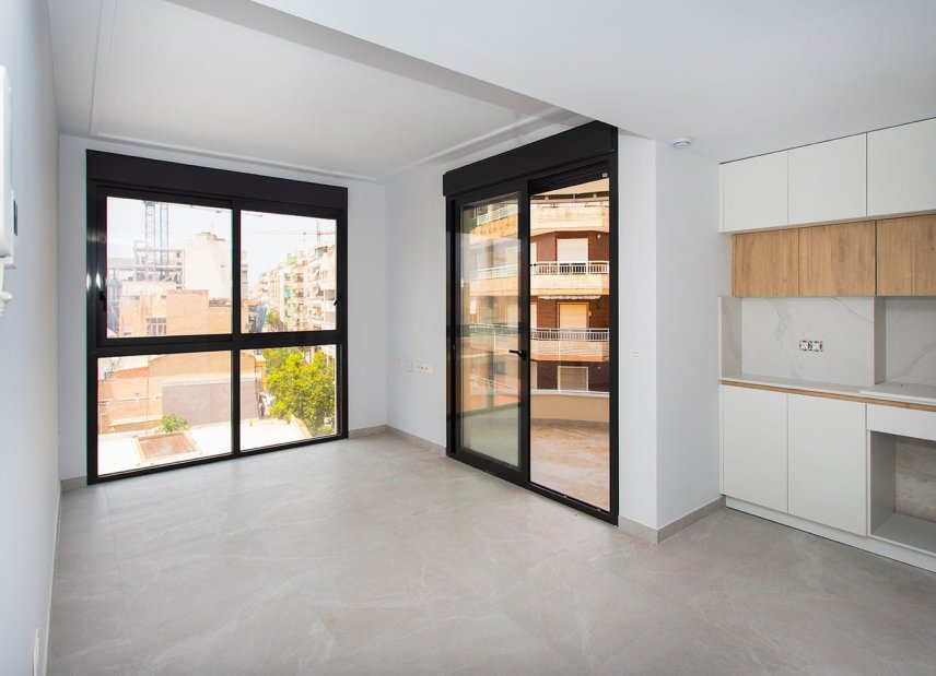 Resale - apartment -
Torrevieja - Playa del Cura