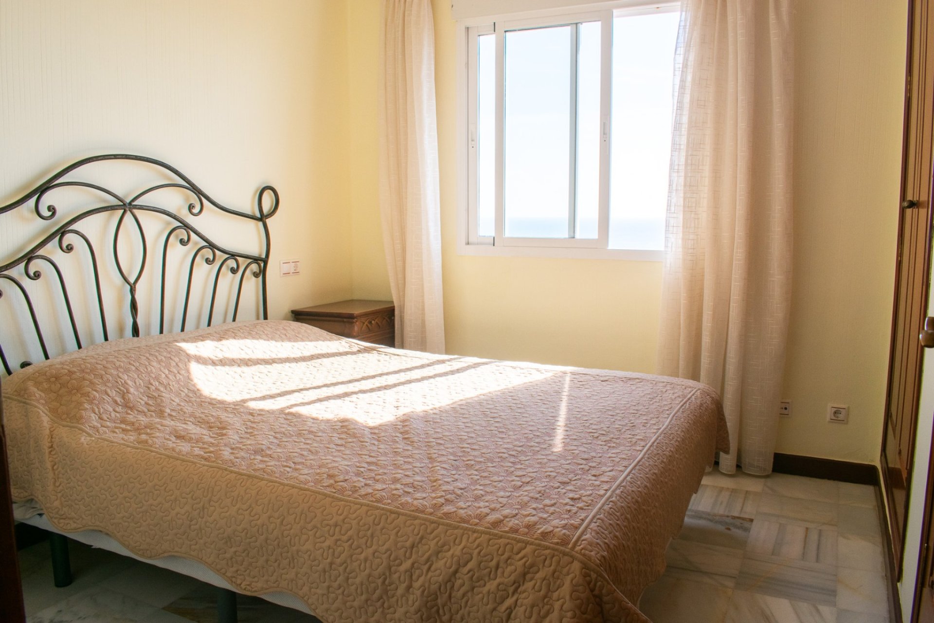 Resale - apartment -
Torrevieja - Playa Los Locos