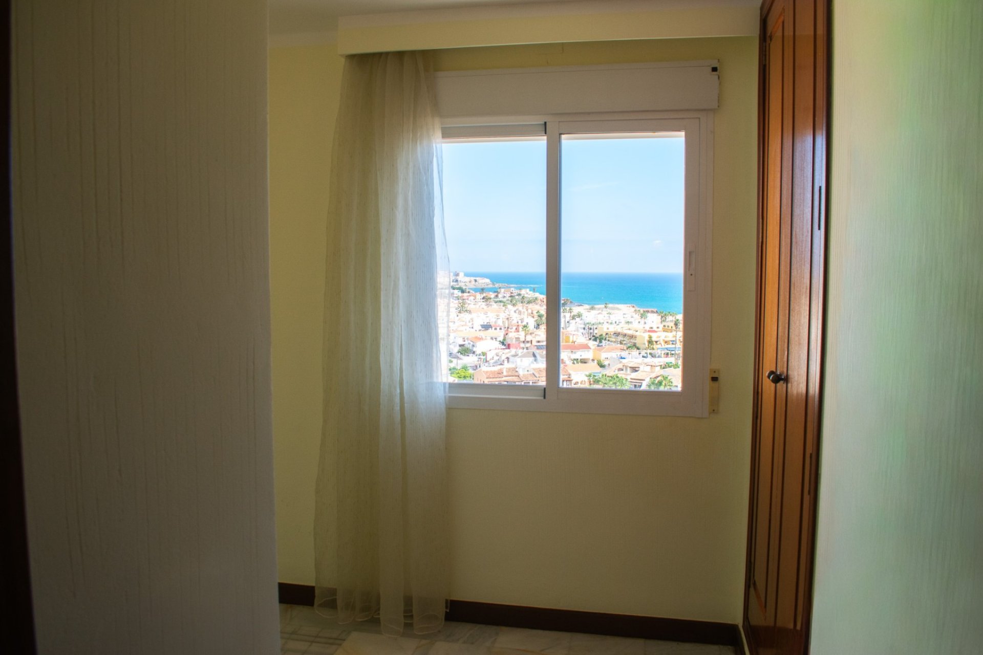 Resale - apartment -
Torrevieja - Playa Los Locos