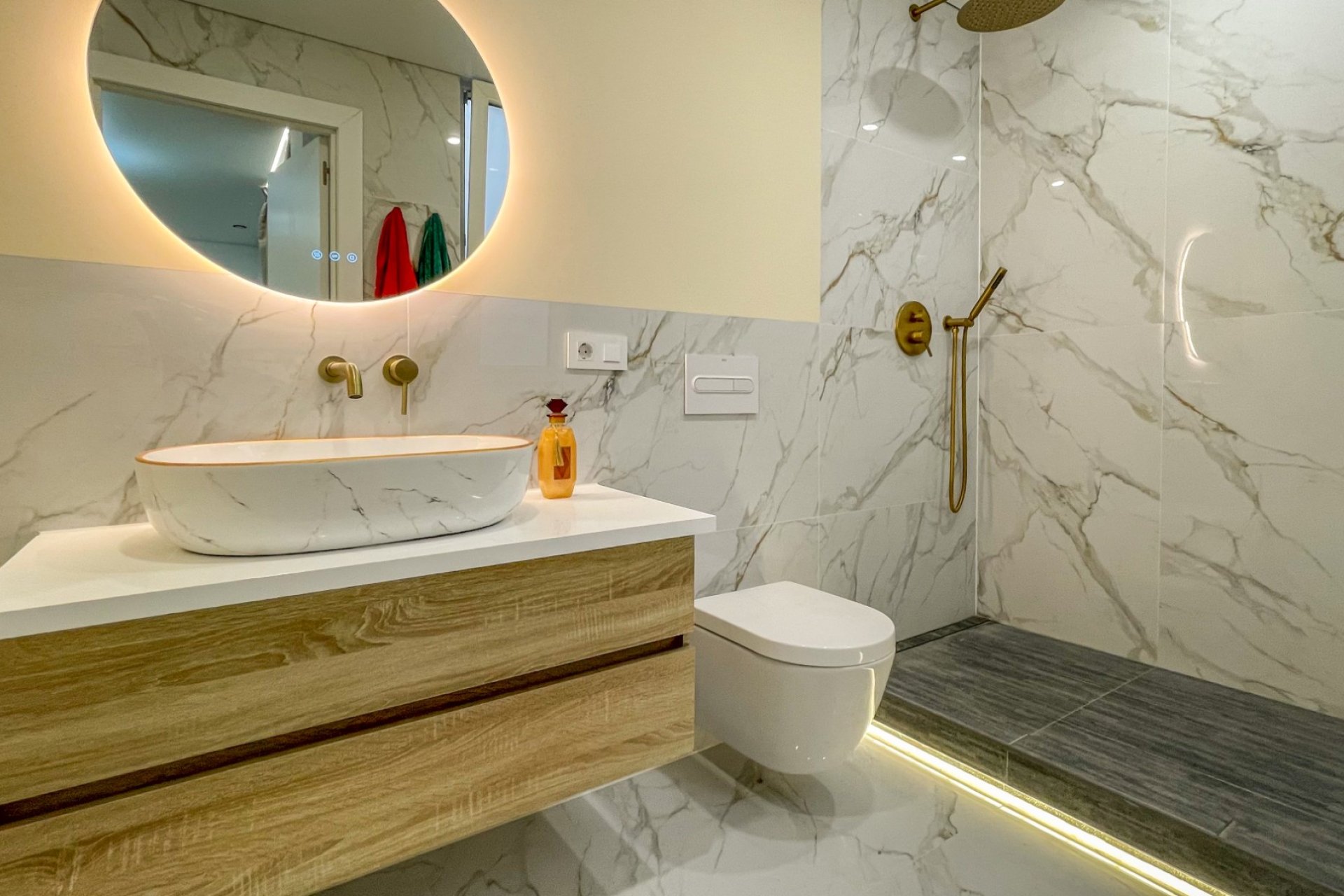 Resale - apartment -
Torrevieja - Playa Los Naufragos