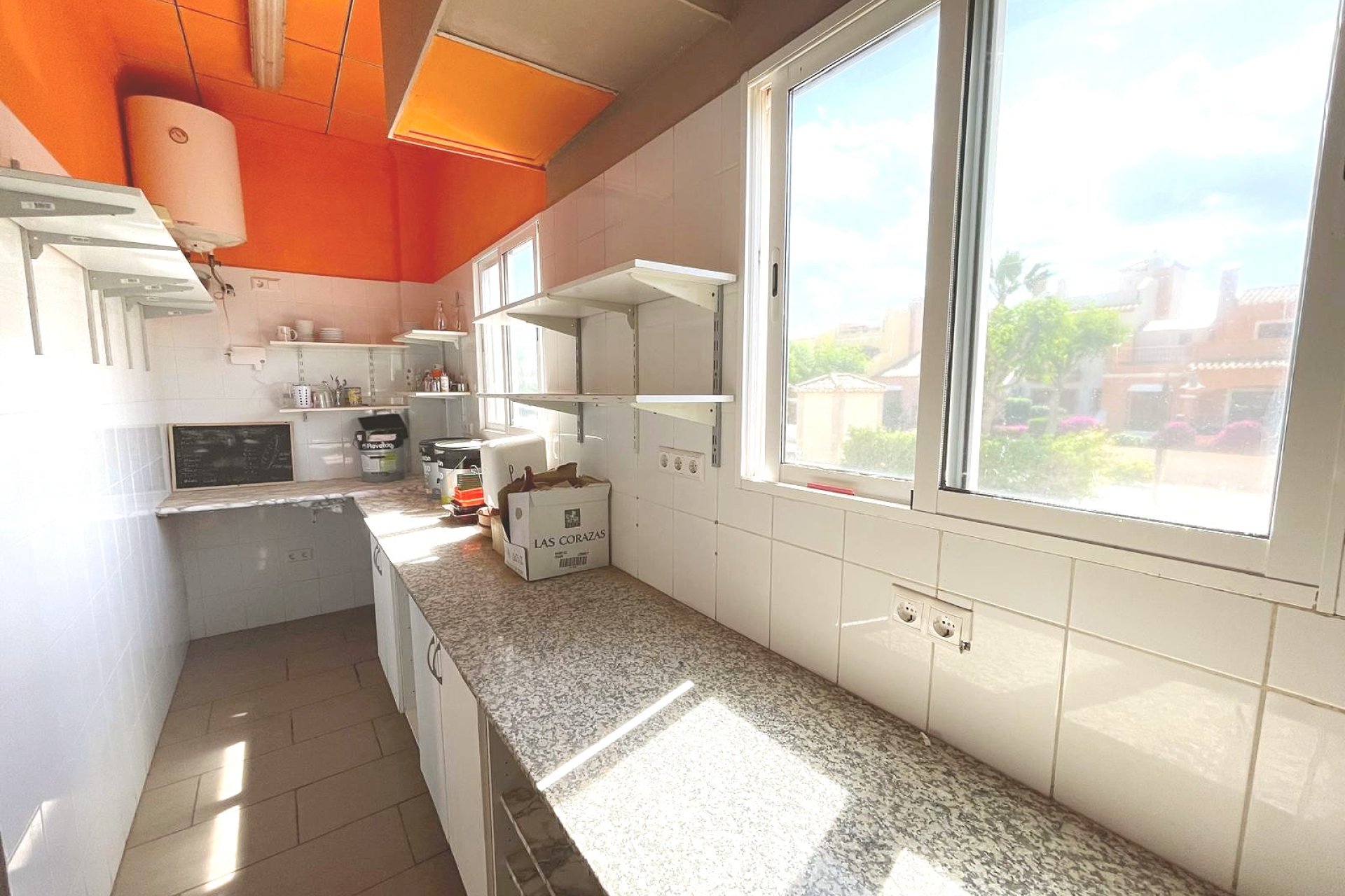 Resale - Commercial -
Algorfa - La finca Golf