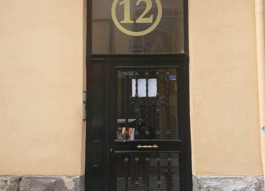 Resale - Commercial -
Alicante - Casco antiguo