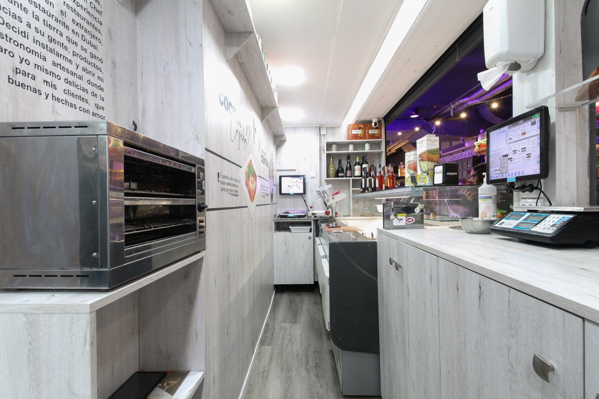Resale - Commercial -
Alicante - - Centro  -