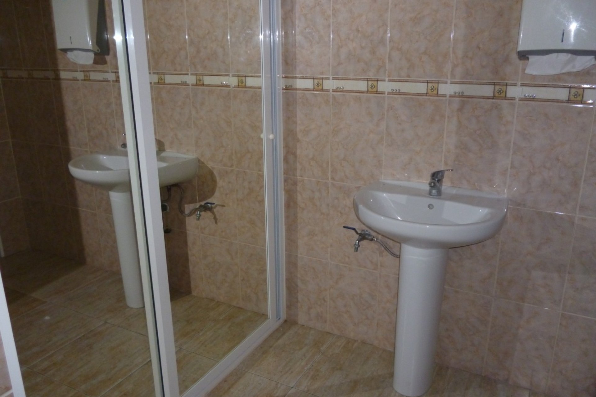 Resale - Commercial -
Elche