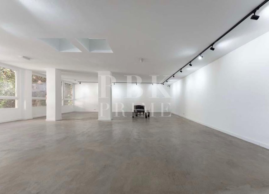 Resale - Commercial -
Palma - La Bonanova