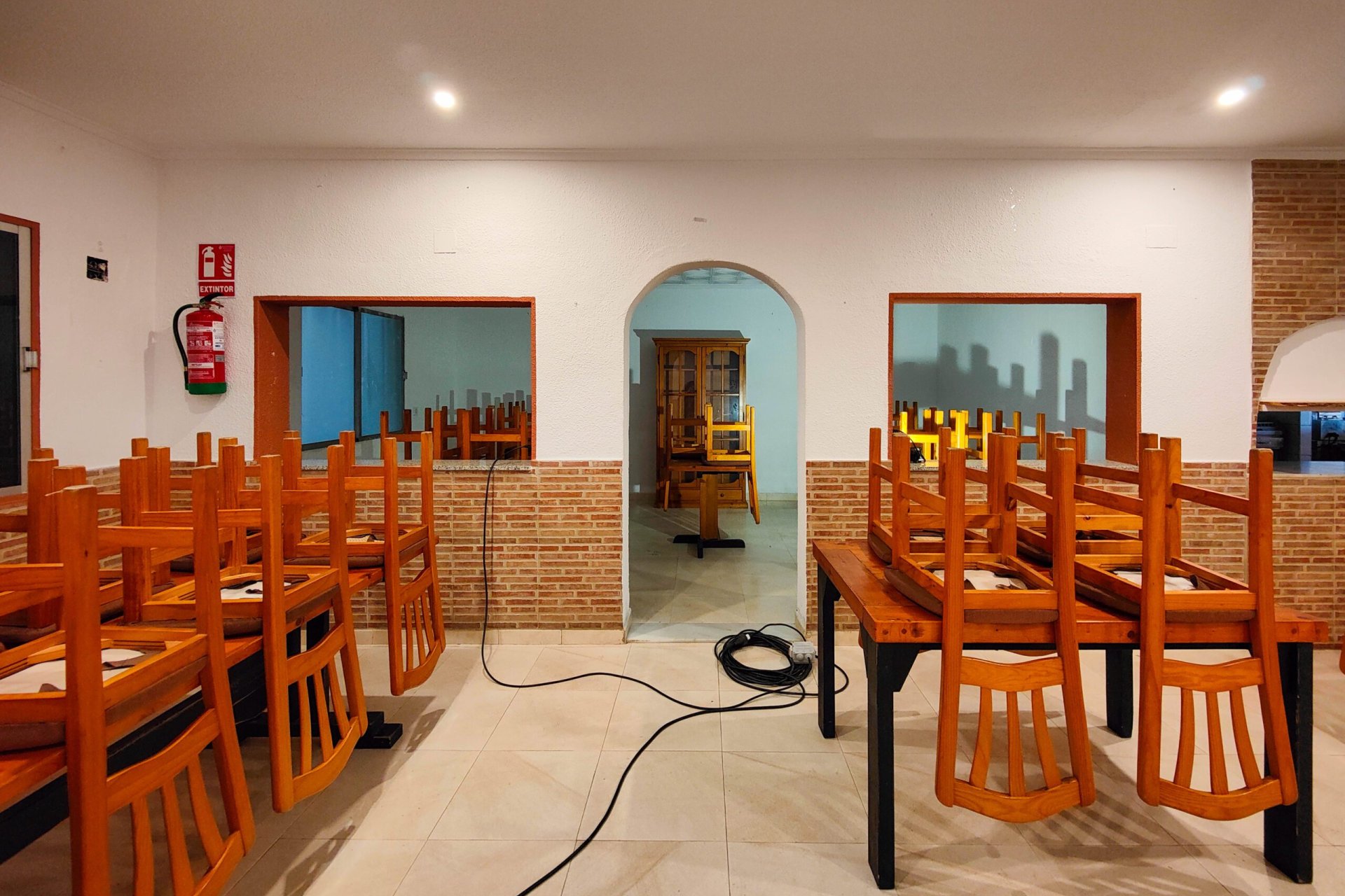 Resale - Commercial -
Torrevieja - La Siesta
