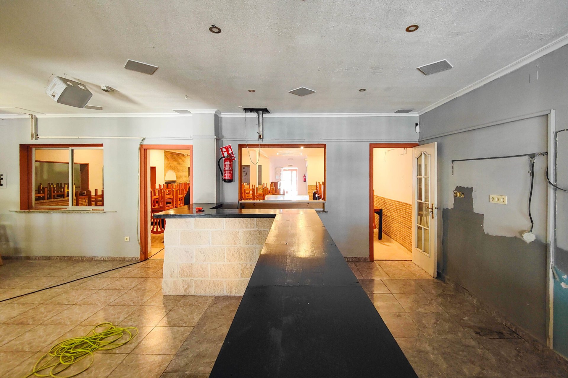 Resale - Commercial -
Torrevieja - La Siesta