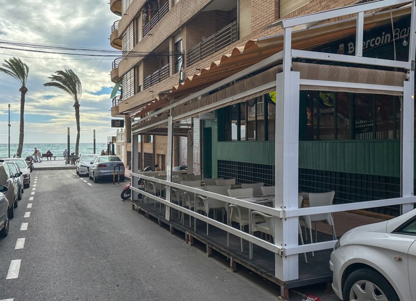 Resale - Commercial -
Torrevieja - Playa del Cura
