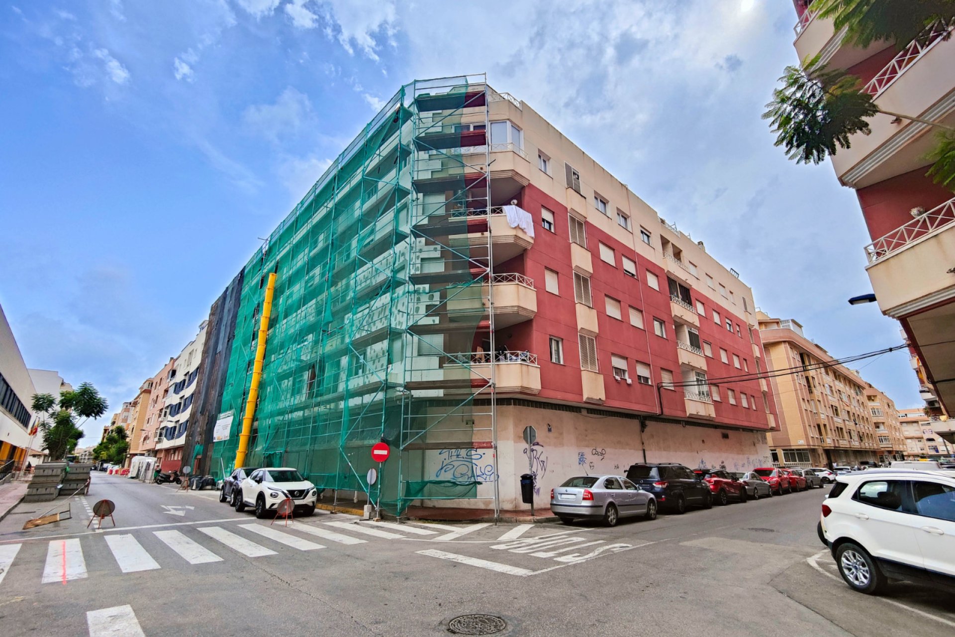 Resale - Commercial -
Torrevieja - Playa Los Naufragos