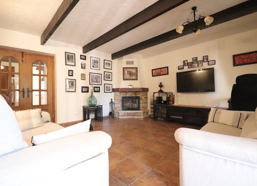 Resale - Country House -
Albatera - Albatera - Country
