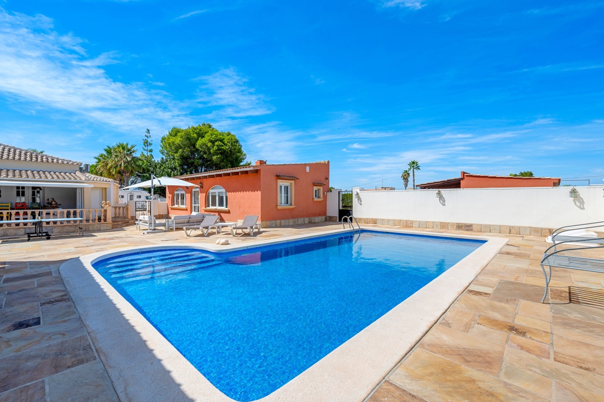 Resale - Country House -
Almoradí - Las Heredades