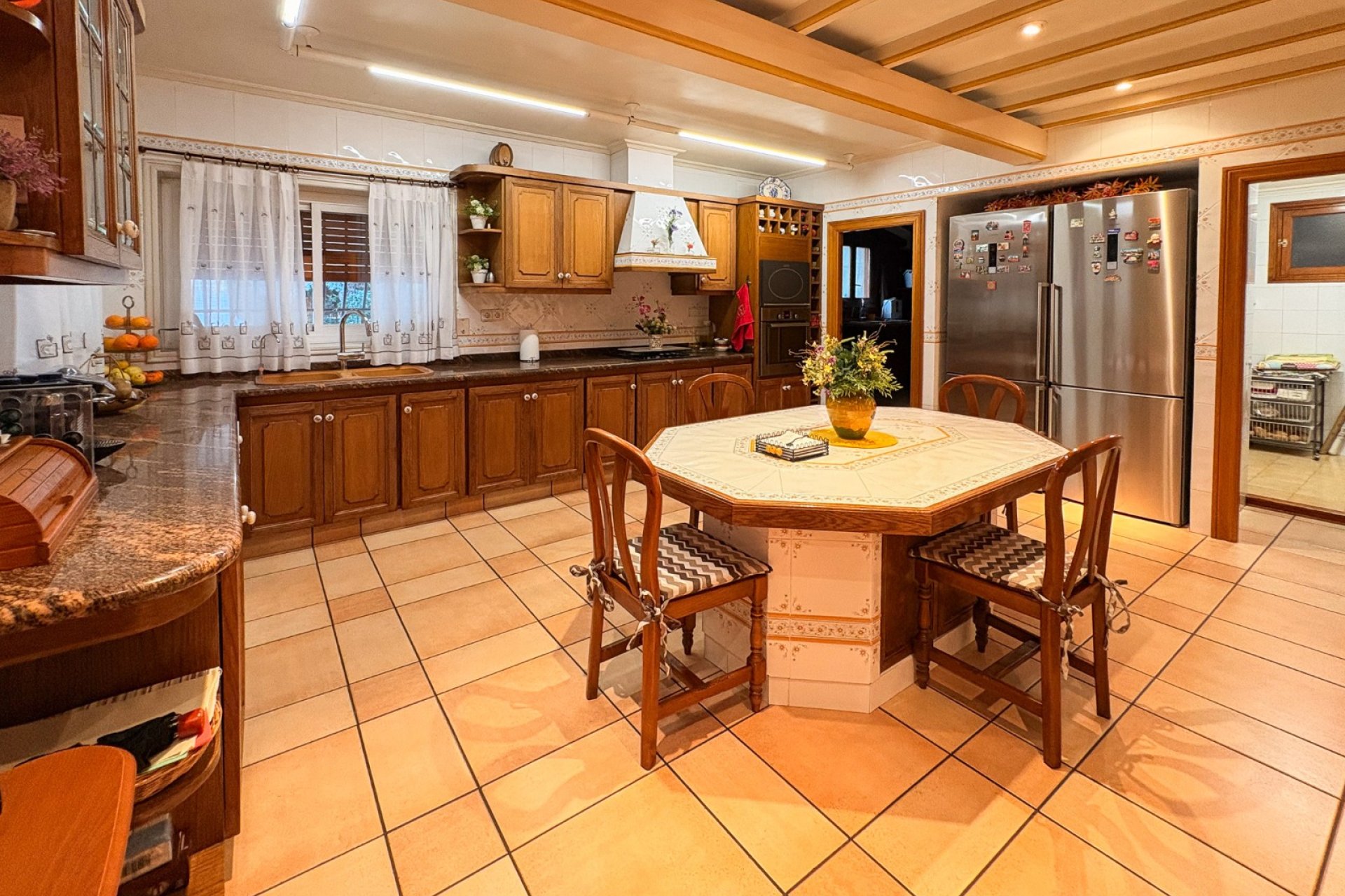 Resale - Country House -
Elche - Altzabares Alto