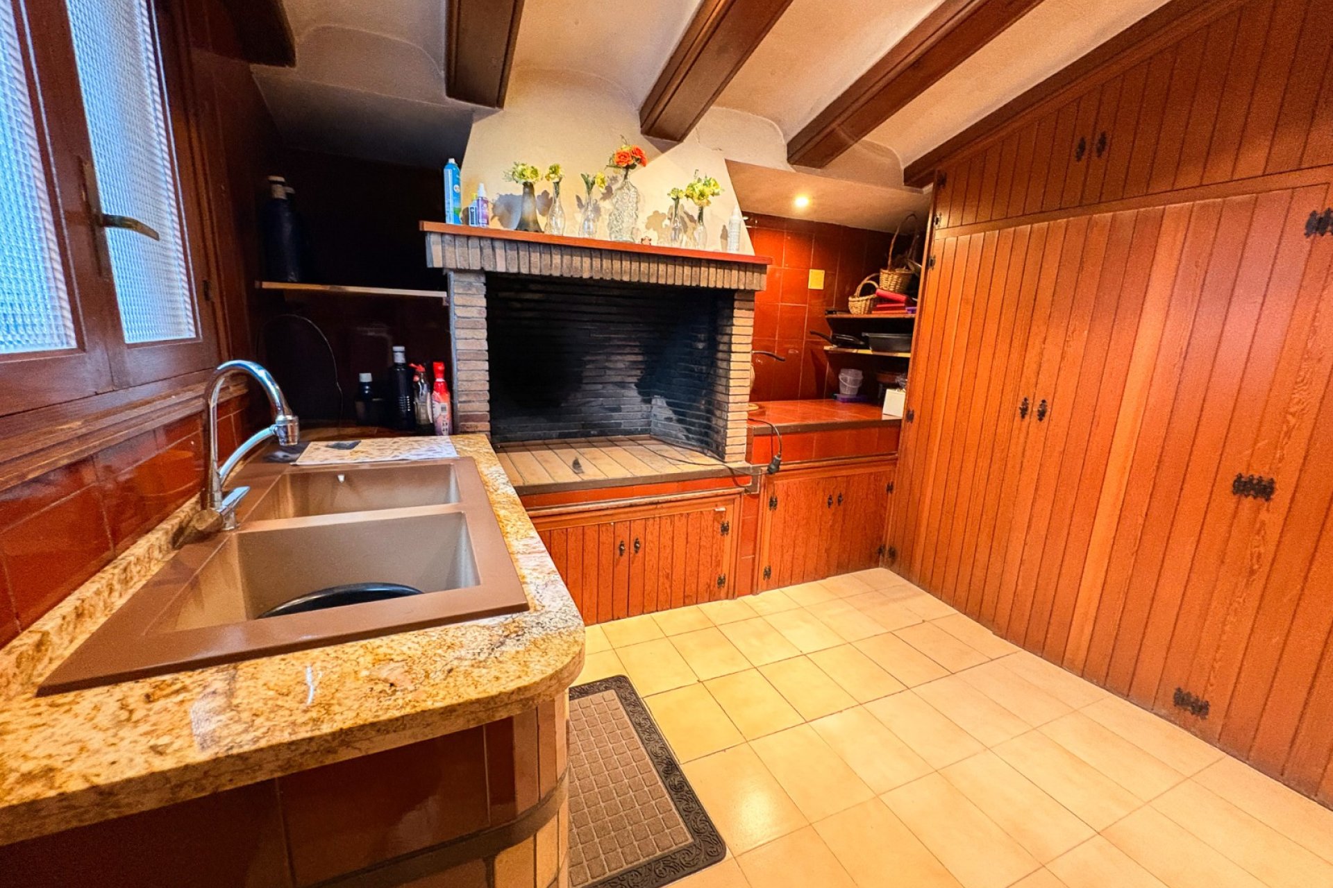 Resale - Country House -
Elche - Altzabares Alto