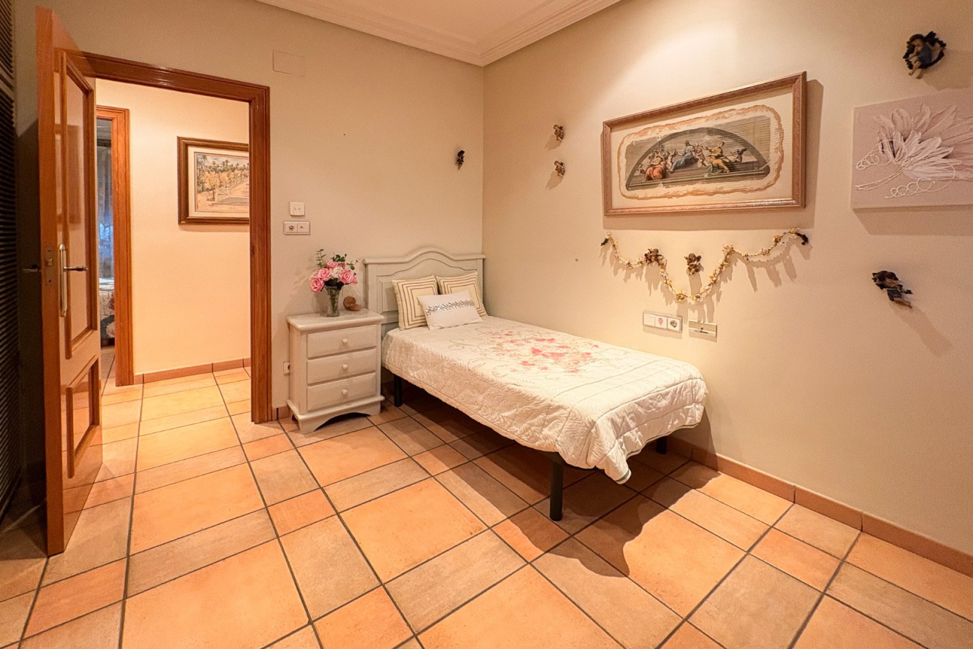 Resale - Country House -
Elche - Altzabares Alto