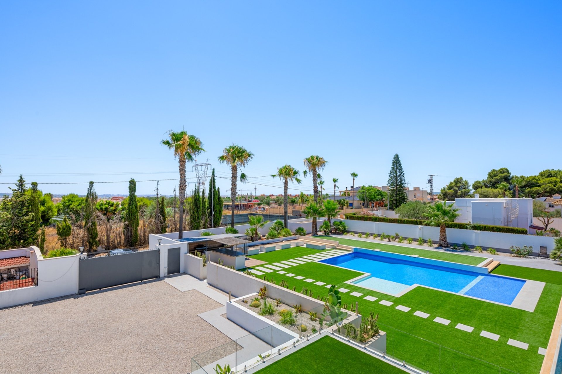 Resale - Country House -
Los Montesinos - La Herrada