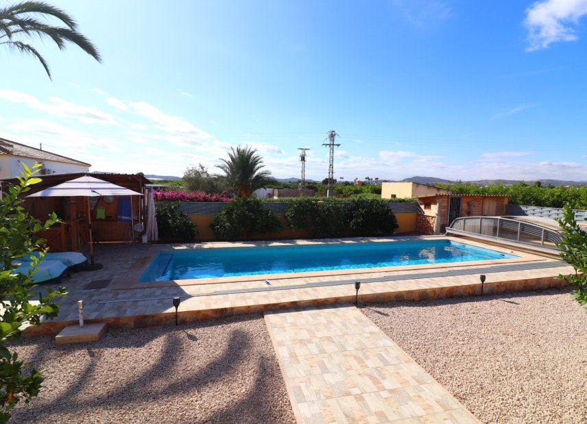 Resale - Country House -
Orihuela - La Campaneta