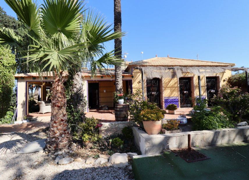Resale - Country House -
Rojales - Heredades