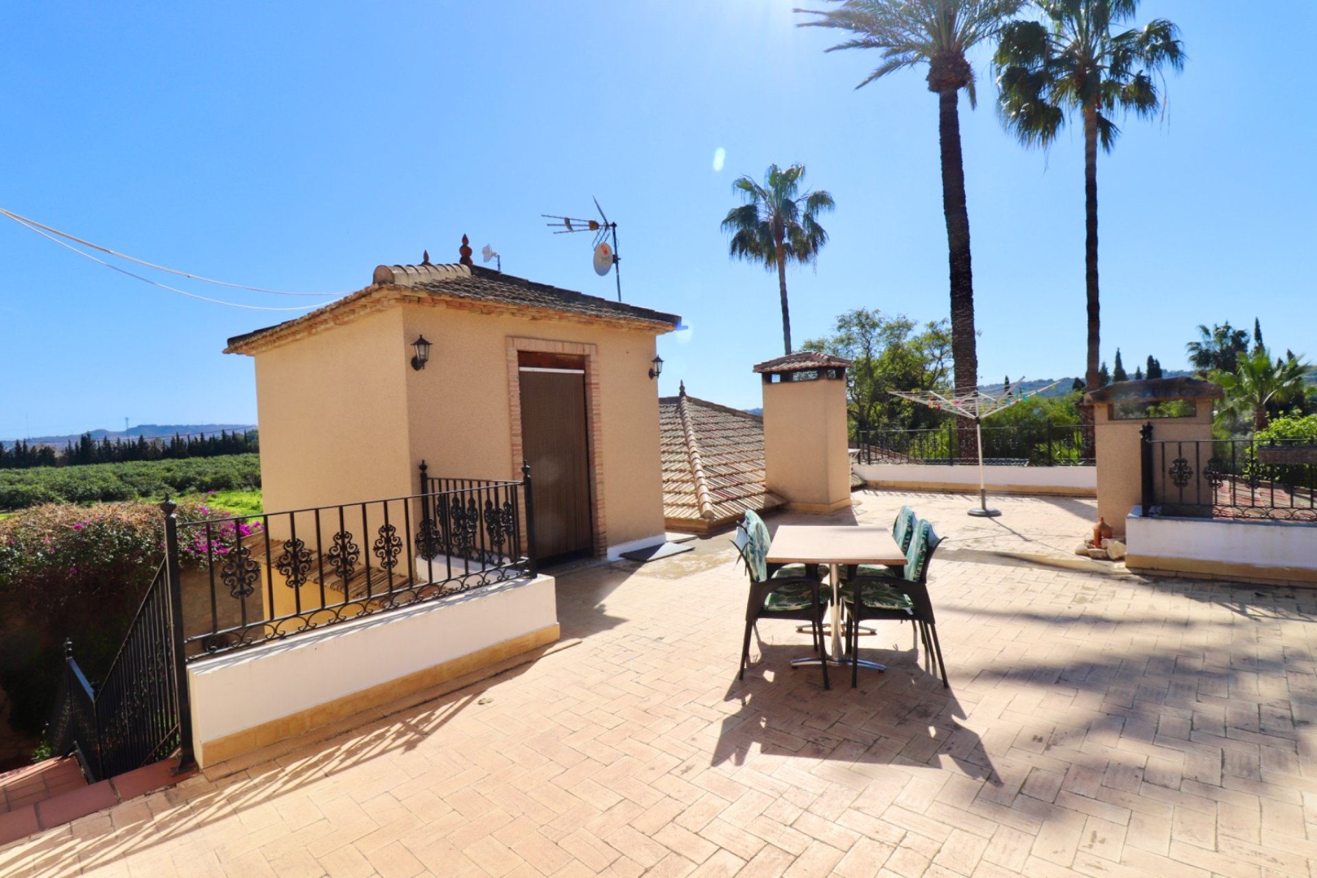 Resale - Country House -
Rojales - Heredades