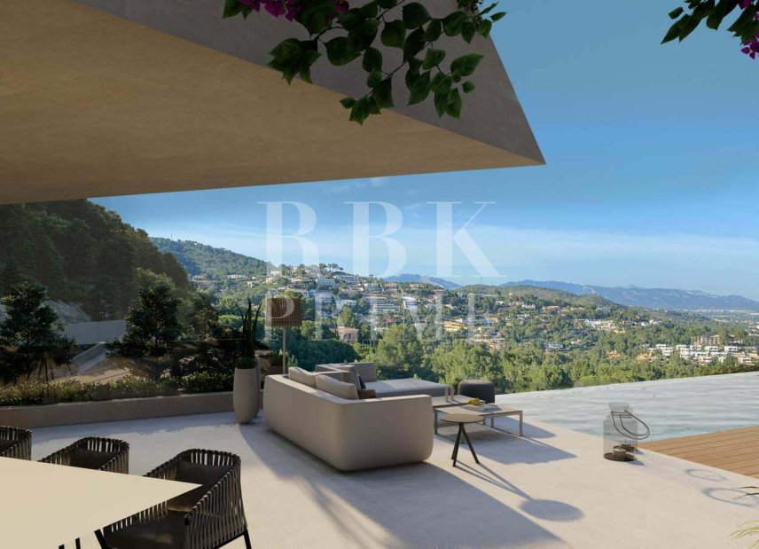 Resale - Land -
Palma - Son Vida