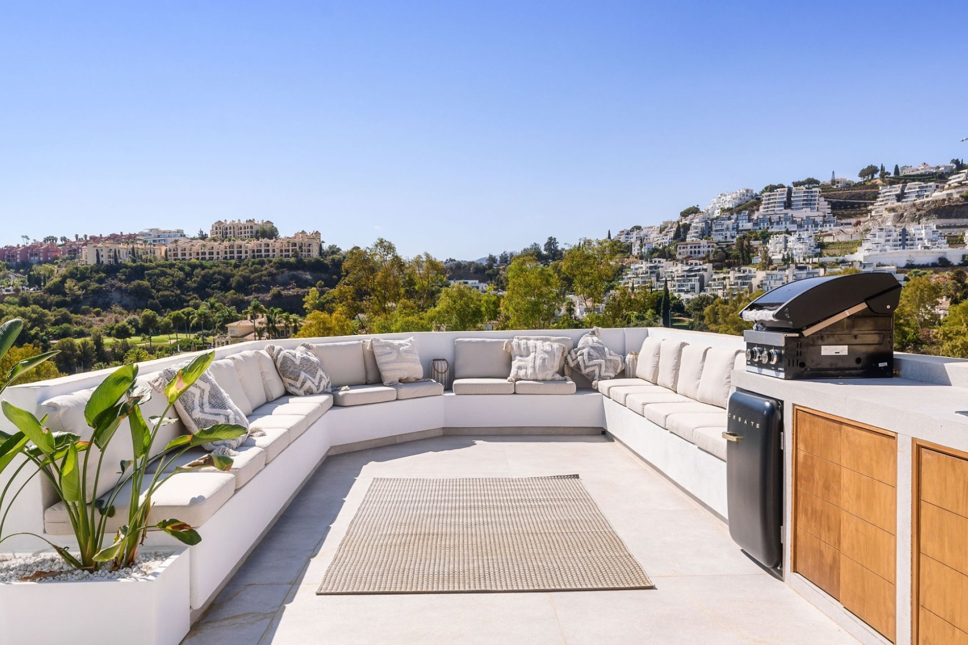 Resale - Townhouse -
Benahavis - La Quinta
