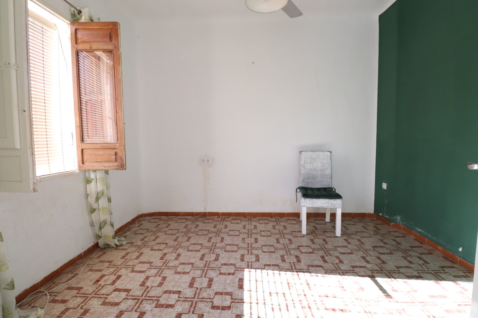 Resale - Townhouse -
Benijofar