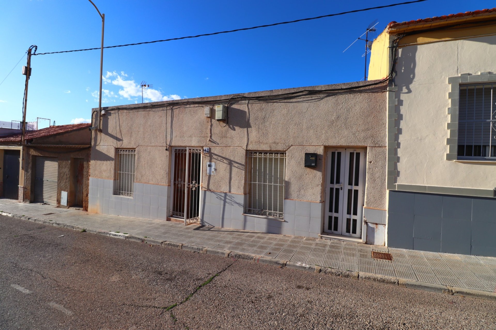 Resale - Townhouse -
Benijofar