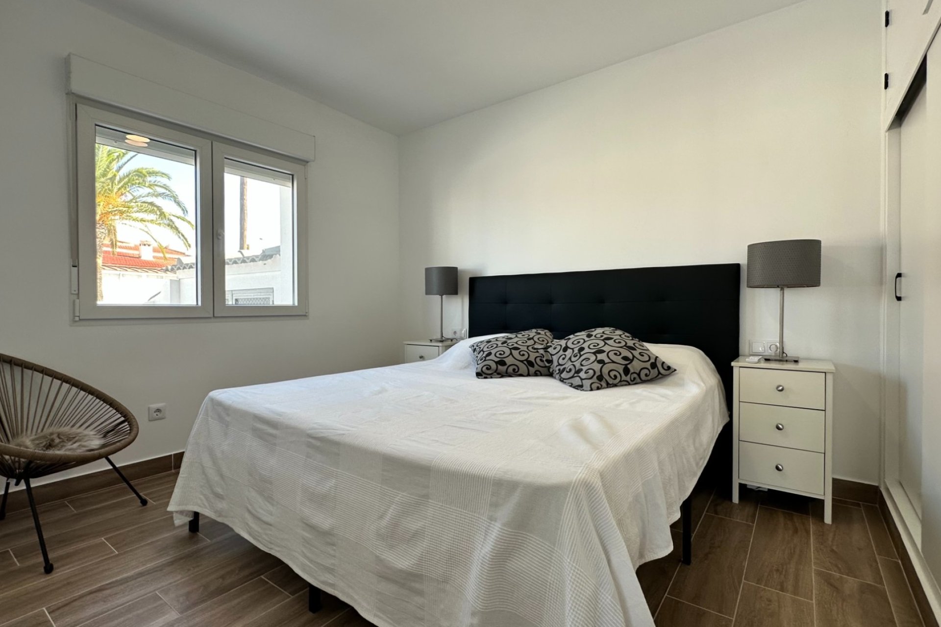 Resale - Townhouse -
Ciudad Quesada - Altos de Quesada