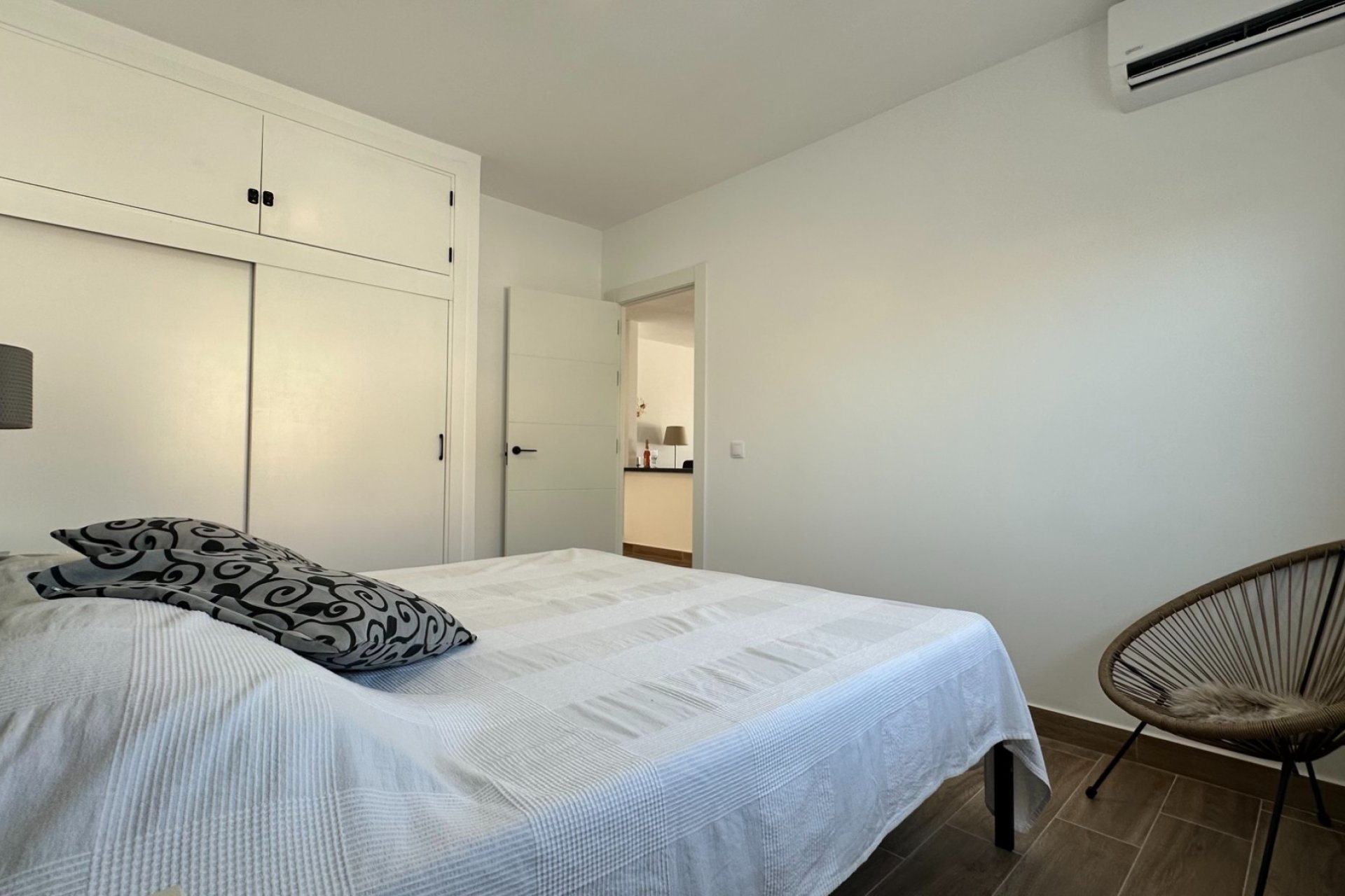 Resale - Townhouse -
Ciudad Quesada - Altos de Quesada