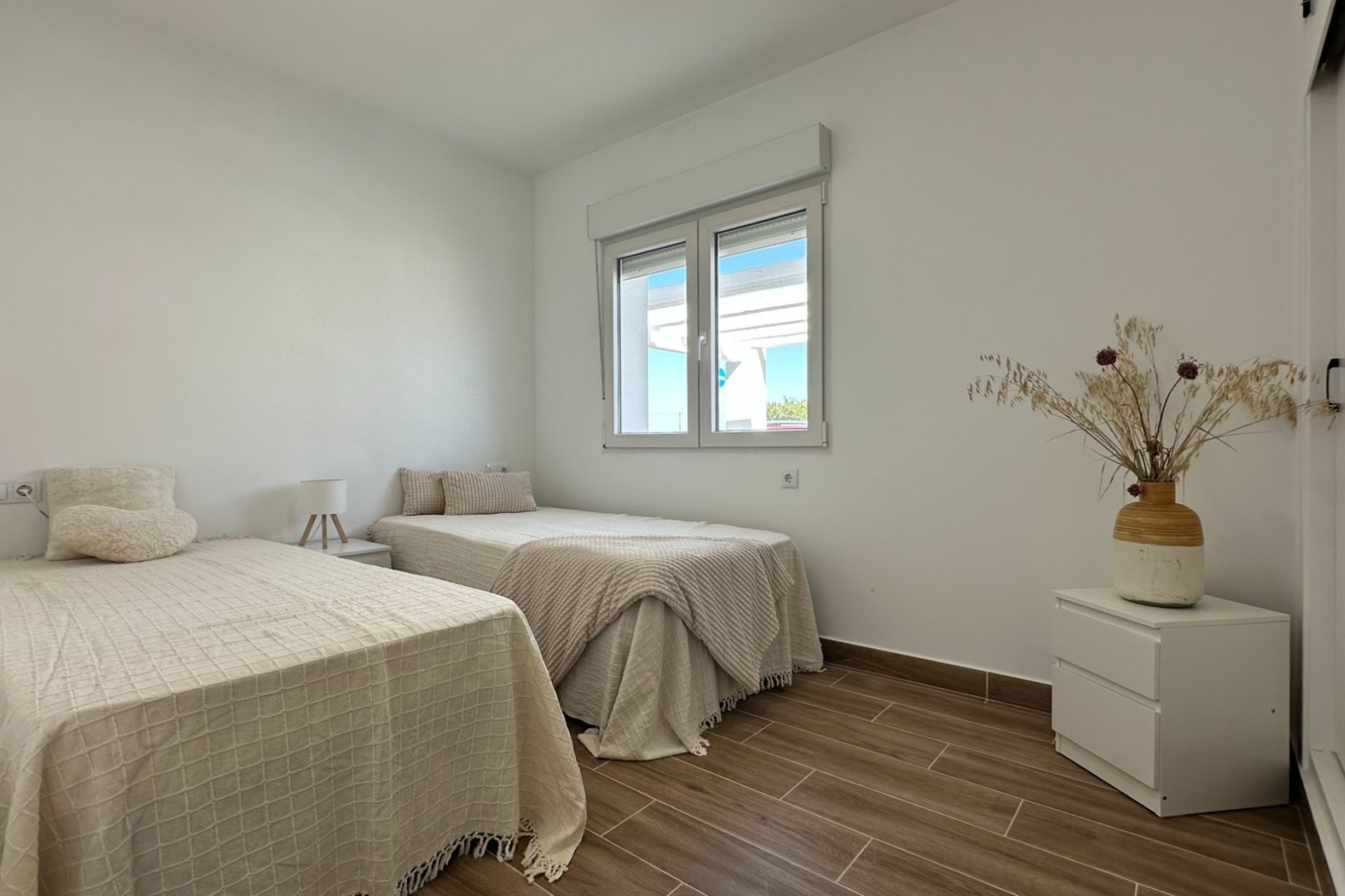 Resale - Townhouse -
Ciudad Quesada - Altos de Quesada