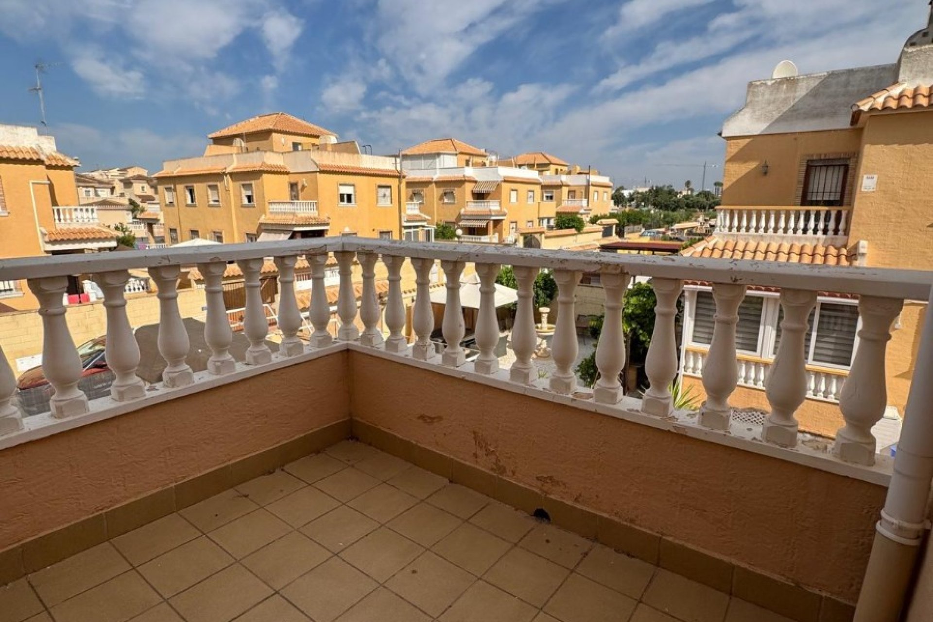 Resale - Townhouse -
Ciudad Quesada - Doña Pepa