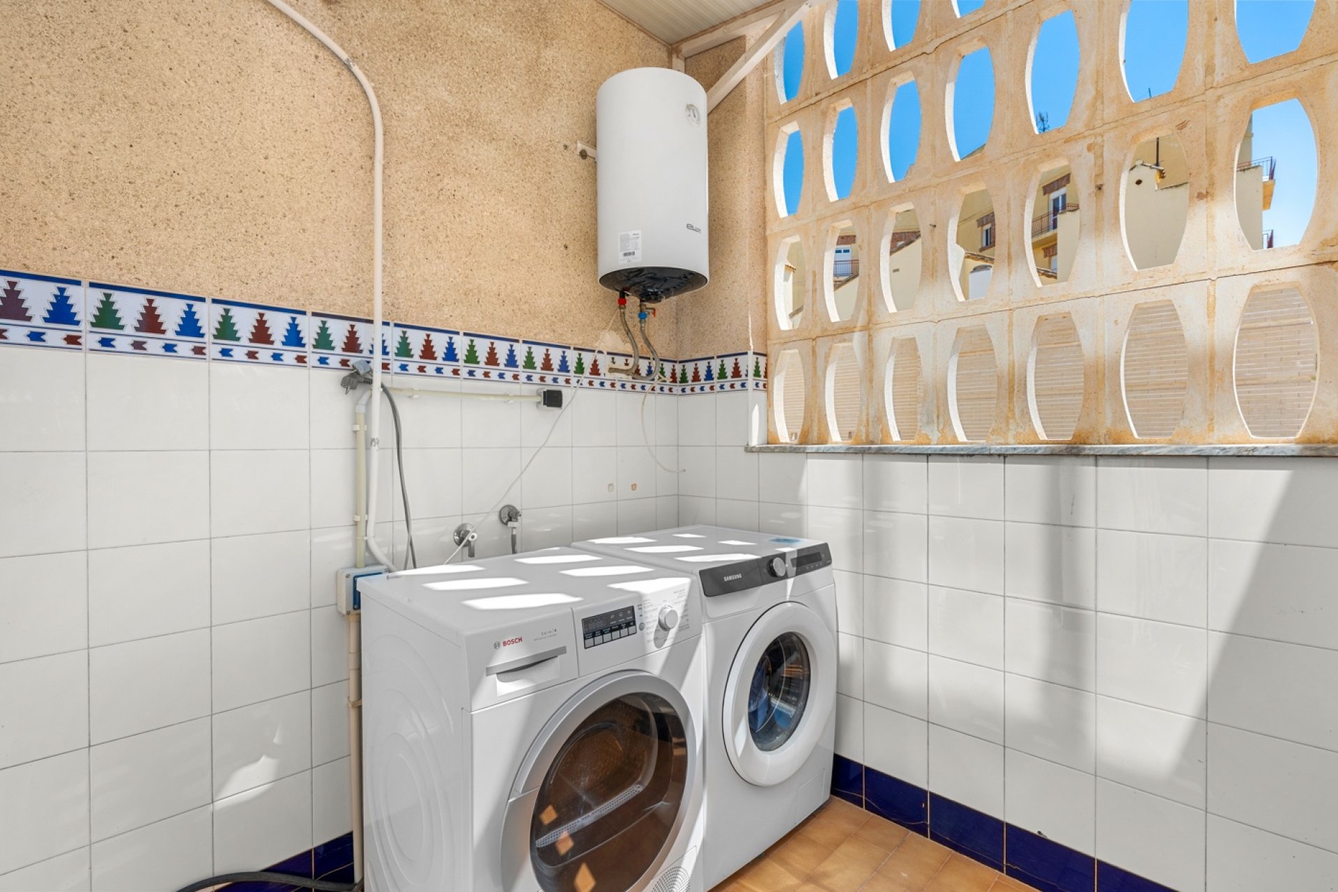 Resale - Townhouse -
Los Urrutias - Estrella de Mar