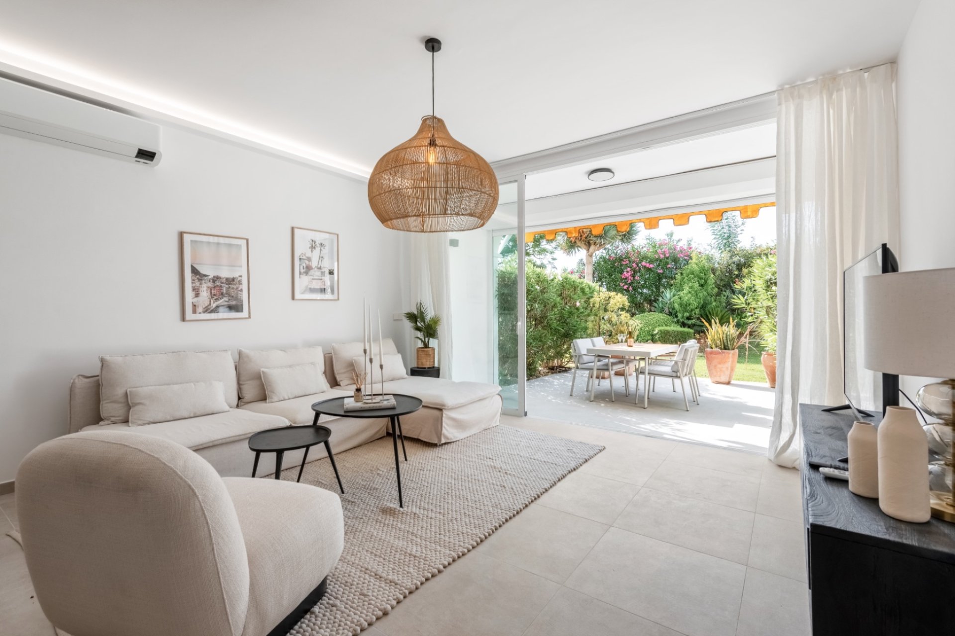 Resale - Townhouse -
Marbella - Nueva Andalucía
